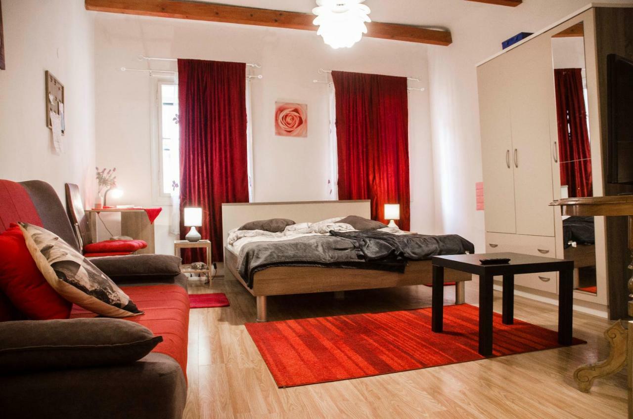 Rooms And Apartment Veral-Ka Karlovac Extérieur photo