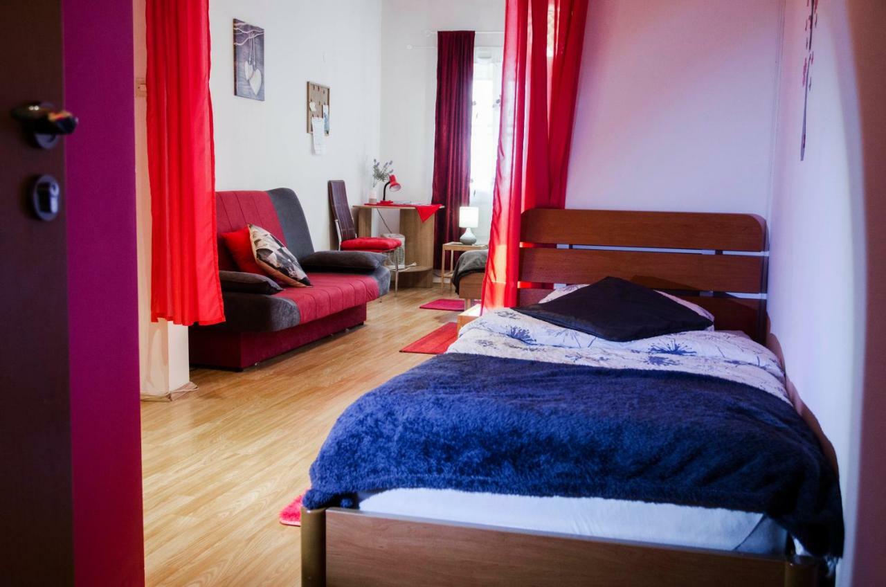 Rooms And Apartment Veral-Ka Karlovac Extérieur photo